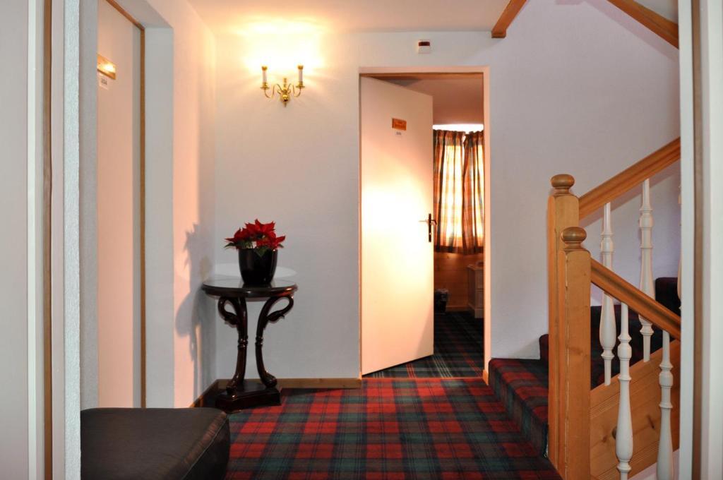 Hotel De La Paix Champéry Eksteriør bilde